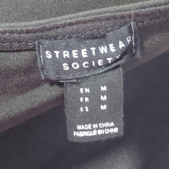 Streetwear Society Black dress with mesh panels and sleeves, medium - Picture 8 of 8